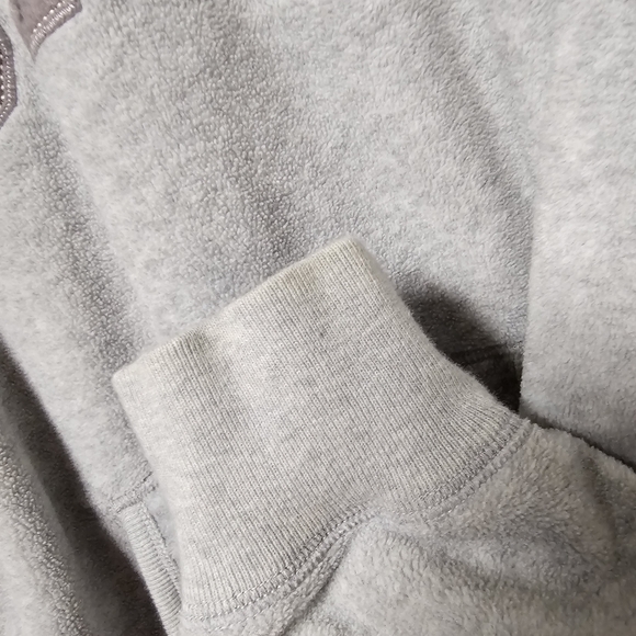 GAP Soft Arch Logo Light Gray Hoodie - Picture 8 of 10
